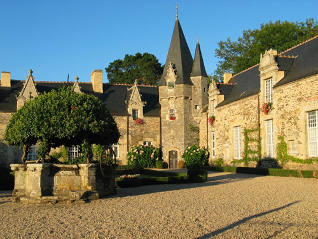 Bed and Breakfast Les Locations Du Puits Rochefort-en-Terre Esterno foto